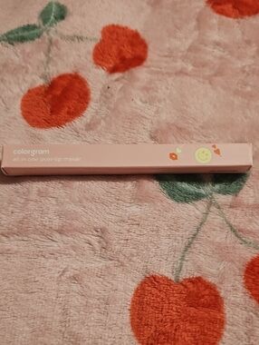 Colorgram All-in-One Over-Lip Maker - Pale Pink Packaging